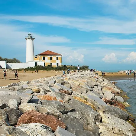 Charming Flat With A Big Terrace * Bibione