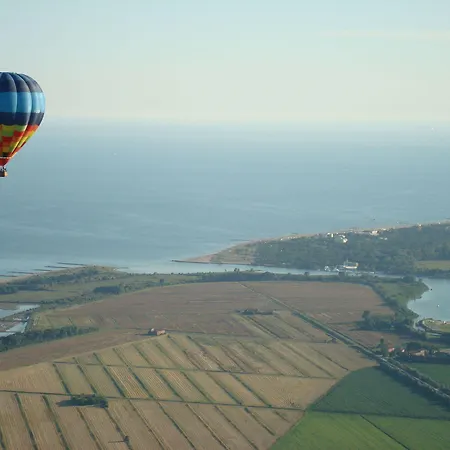 Charming Flat With A Big Terrace Apartman